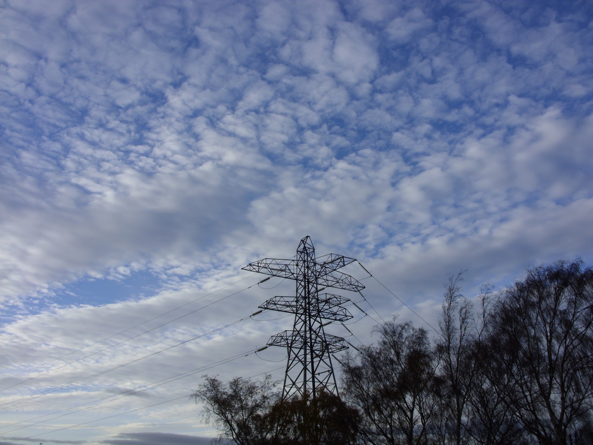 electricity-pylon-and-sky7.jpg